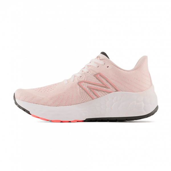 Жіночі кросівки New Balance FF VONGO V5